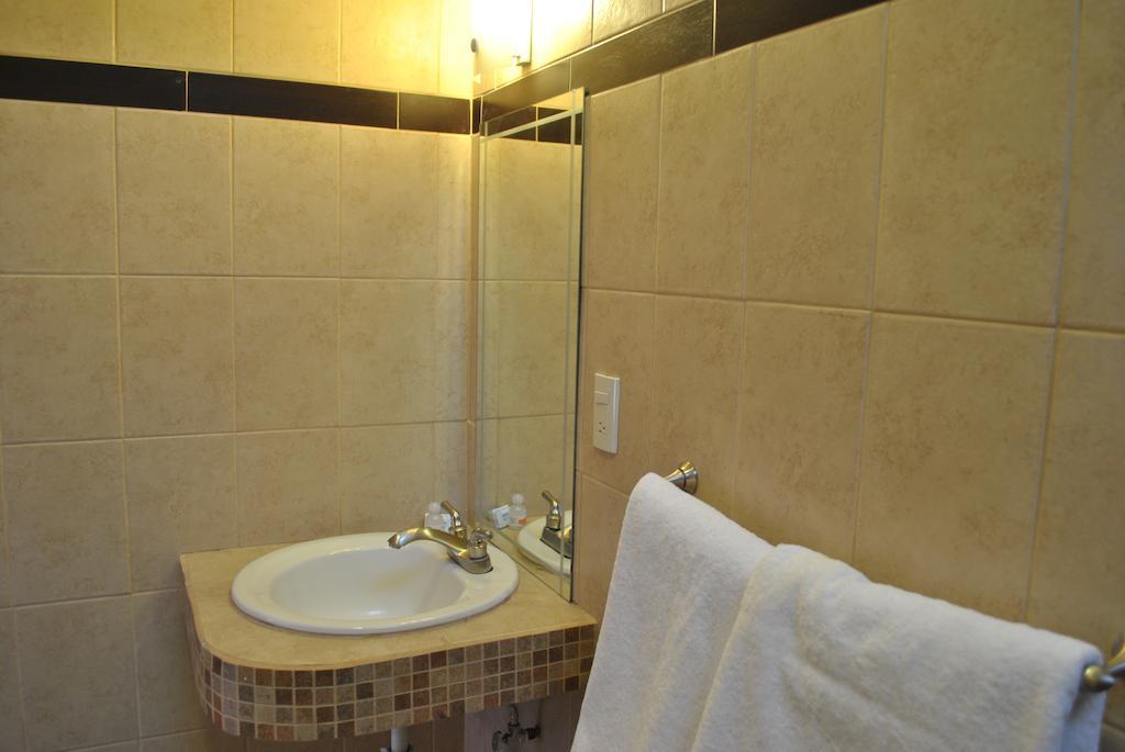 Hotel San Miguel Penjamo Pénjamo Quarto foto